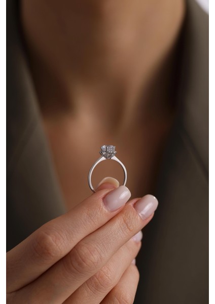 14 Ayar Beyaz Lotus Taşlı Altın Yüzük modelleri