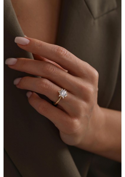 14 Ayar Sarı Lotus Taşlı Altın Yüzük fiyatları