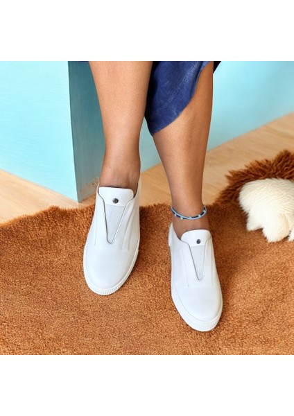 Beyaz Deri Lastik Detaylı Günlük Rahat Sneaker