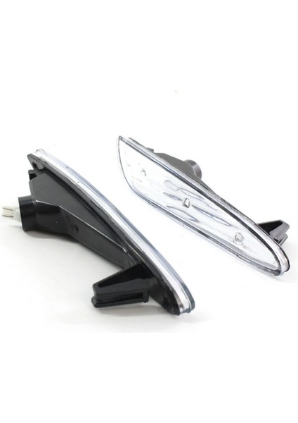 Sol ve Sağ LED Beyaz Yan Işaretleyici Işık Tampon Dönüş Sinyali Lambaları Mercedes-Benz W211 E-Class 2003-06 2118200121 (Yurt Dışından)