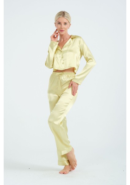 Kadın Yeşil Crop Saten Pijama Takımı Gömlek Yaka, Düğmeli, Şık Ev Giyim fırsatları