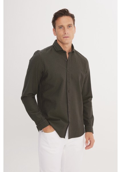 ALTINYILDIZ CLASSICS Erkek Haki Slim Fit Dar Kesim Italyan Yaka %100 Pamuk Gofre Gömlek fırsatları