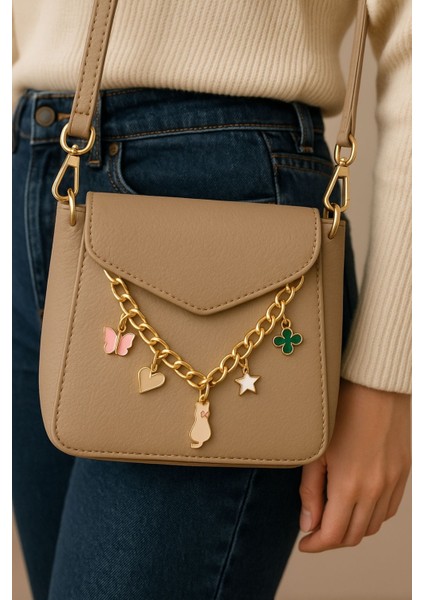 Gold Kedi Detaylı Çanta Zincir Charm