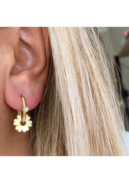 Beyaz Taşlı Gümüş Göçmen Küpe fiyatları