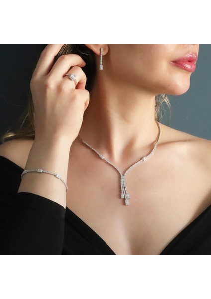 Baget Taşlı Sarkıt Modeli Gümüş Set fiyatları