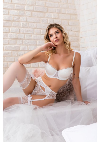 Gelin Set Straplez Sütyen String ve Jartiyer Takım Ekru (MGP32162)