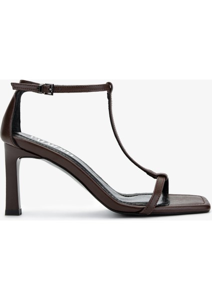 Kadın Vegan Kahverengi Deri Topuklu Ayakkabı 932 4672 Bn Ayk Y25 Kahve Cılt