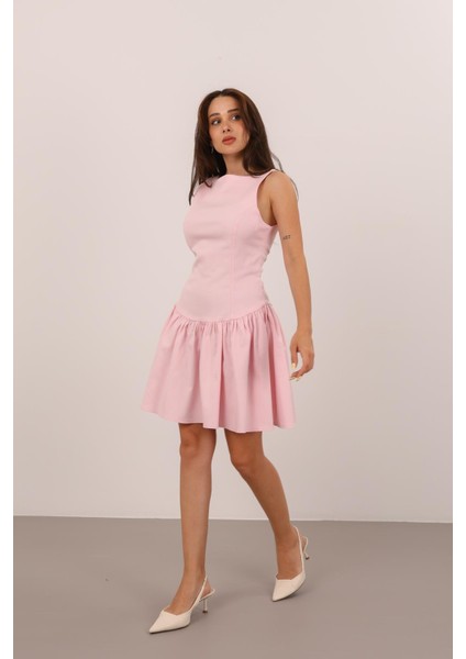 Kadın Pembe Eteği Volanlı Elbise