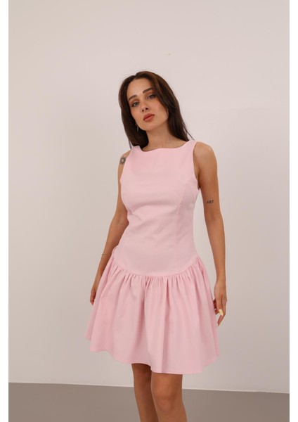 Kadın Pembe Eteği Volanlı Elbise