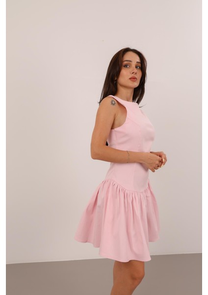 Kadın Pembe Eteği Volanlı Elbise