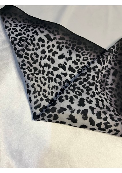 Leopar Desenli Kadın Soft Fular | Şık ve Modern Aksesuar indirimleri