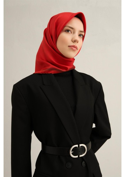 Klasik Desenli Saf Ipek Sura Eşarp 9356 81