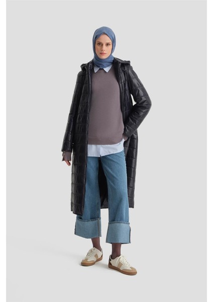 Kapişonlu Uzun Kapitone Mont 24KD7523 Lacivert fırsatları
