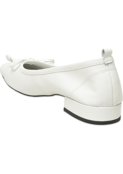 D25YA-810Z Günlük Beyaz Kadın Babet fırsatları