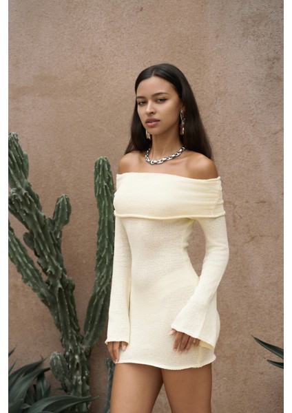 Kirana Carmen Yaka Sarı Mini Triko Elbise