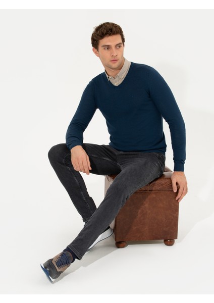 Erkek İndigo Slim Fit V Yaka Basic Triko Kazak 50211259-VR028