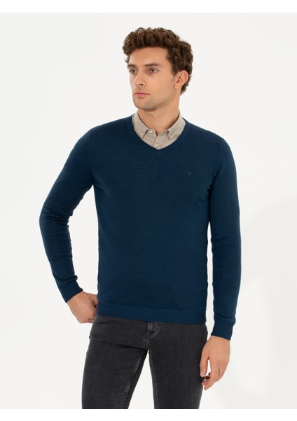 Erkek İndigo Slim Fit V Yaka Basic Triko Kazak 50211259-VR028