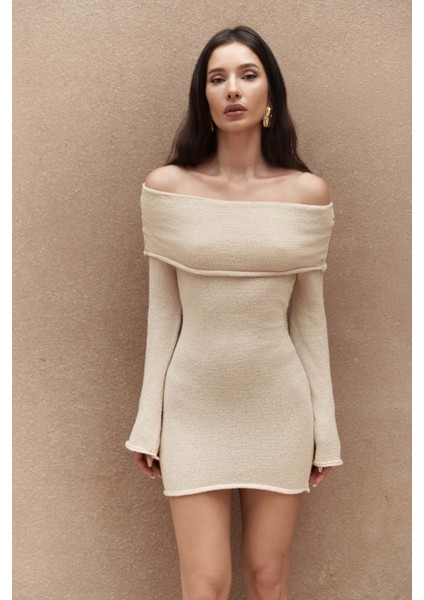 Kirana Carmen Yaka Bej Mini Triko Elbise fırsatları