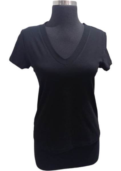 Siyah V Yaka Pamuklu T-Shirt modelleri