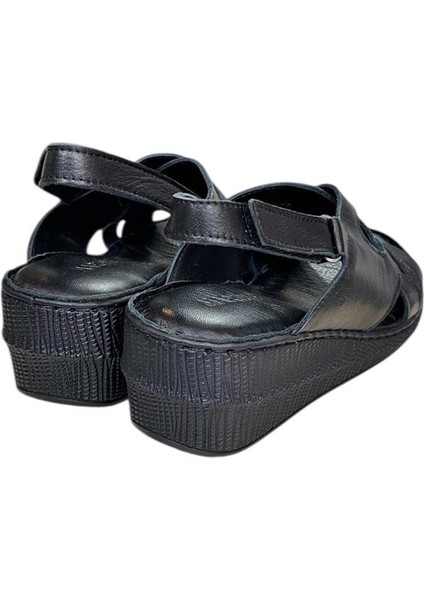 Siyah Hakiki Deri Çapraz Bantlı Puf Taban Hafif Comfort Sandalet modelleri