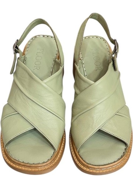 Yeşil Hakiki Deri Çapraz Bantlı Puf Taban Topuklu Sandalet fiyatları