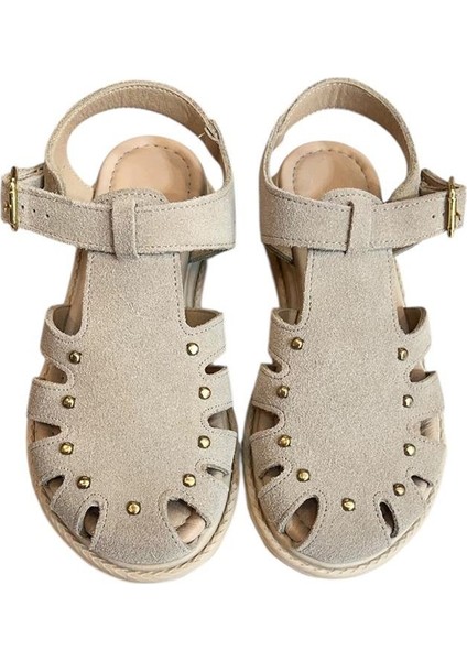 Bej Hakiki Deri Süet Burnu Kapalı Arkası Açık Troklu Sandalet fiyatları