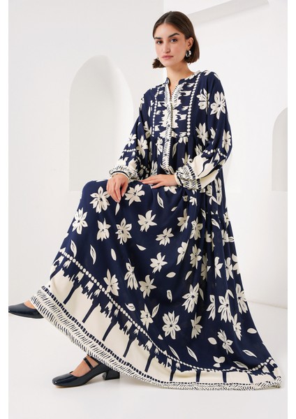 2423 Otantik Desenli Tesettür Elbise - L. Lacivert