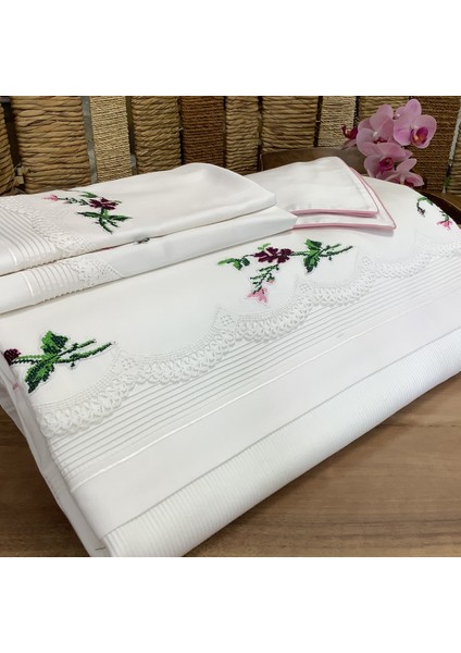 Kaneviçeli & Dantelli Pamuklu Pike Takımı -6 Parça