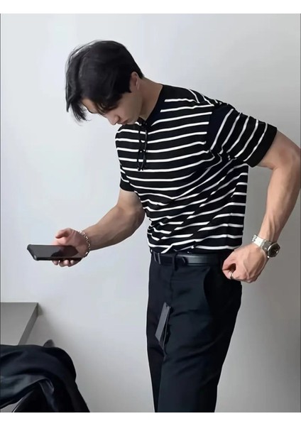 Erkek Mat Siyah Kısa Kollu Fitilli Akrilik-Pamuk Karışımlı Triko T-Shirt modelleri