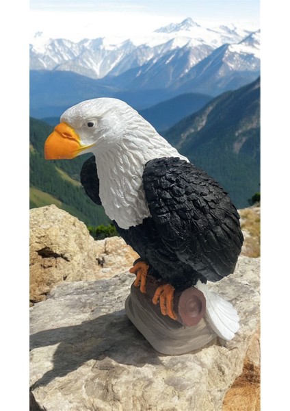 Kartal Heykeli