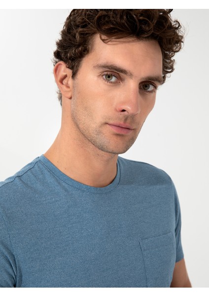 Erkek İndigo Bisiklet Yaka Slim Fit T-Shirt 50240270-VR028