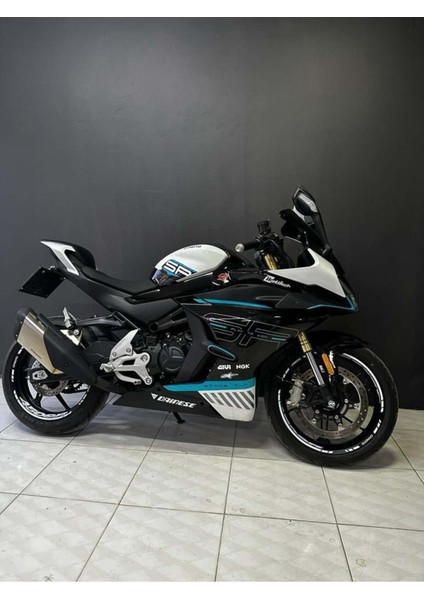 Cfmoto 450SR Jant Sticker Iç Dış Yazılı Etiket Modeli Beyaz