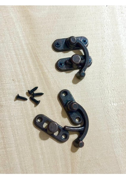 Orta Boy 2 Adet Yay Gözü Kancalı Kilit 28X33 mm Kutu Kilit Bakır Oksit