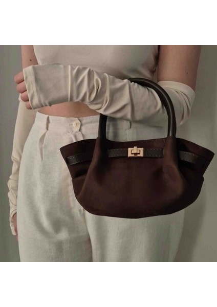 Kadın Elina Kemer Detaylı Mini Nubuk Çanta Acı Kahve