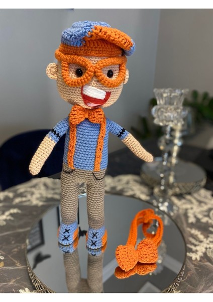 Elite 30-35CM Amigurumi Oyuncak Blippi (Papyon Hediyeli) Isim Işlenebilir 1 Adet