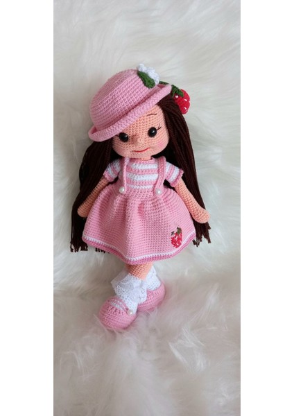 Çilek Kız Esra Amigurumi Organik Oyuncak 1 Adet
