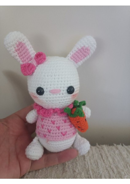Amigurumi Minik Tavşan 15 Cm. 1 Adet