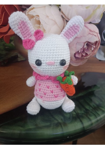 Amigurumi Minik Tavşan 15 Cm. 1 Adet