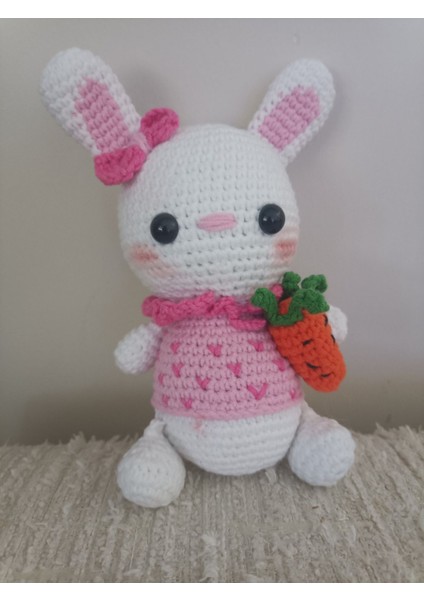Amigurumi Minik Tavşan 15 Cm. 1 Adet