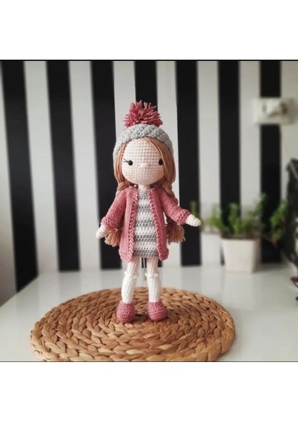 Elite Amigurumi Pembe Ceketli Kız Bebek 1 Adet