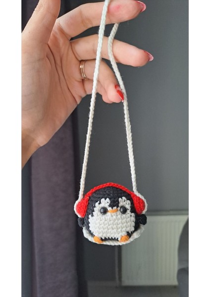 Amigurumi Penguen Yılbaşı Kış Temalı Salıncakta Araba Dikiz Aynası Süsü 1 Adet