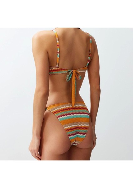 Yeni Geometrik Straplez Normal Bel Brief Straplez Aksesuarlı Dokulu Regular Bikini Takımı indirimleri