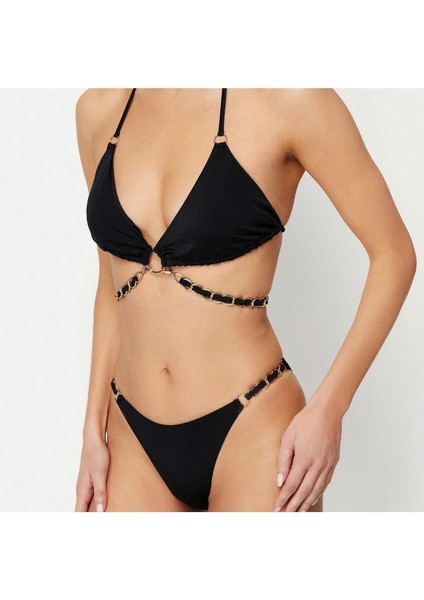 Yeni Düz Üçgen Yüksek Bel Brazilian Siyah Üçgen Zincir Aksesuarlı High Leg Regular Bikini Takımı fırsatları
