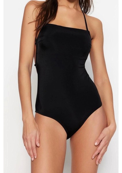 Kadın Destekli Askılı Kare Yaka Siyah Sırt Dekolteli Regular Mayo modelleri