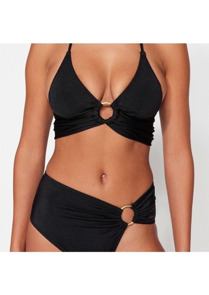 Yeni Düz Destekli Üçgen Normal Bel Brief Siyah Bralet Aksesuarlı Yüksek Bel Bikini Takımı fırsatları