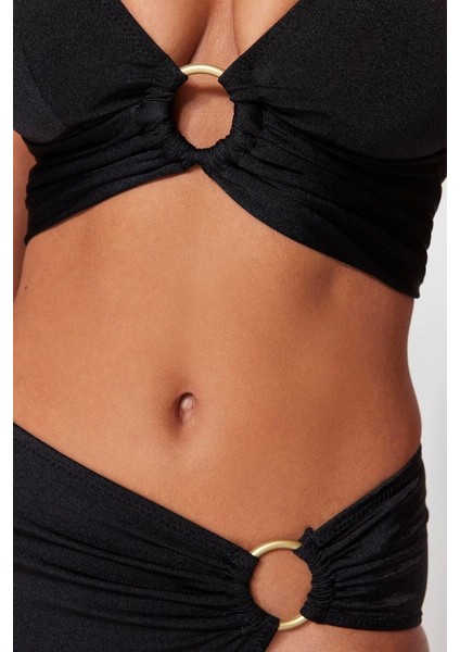 Yeni Düz Destekli Üçgen Normal Bel Brief Siyah Bralet Aksesuarlı Yüksek Bel Bikini Takımı indirimleri