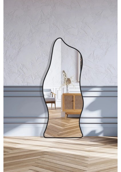 Asimetrik Model Çerçeveli 140X35 cm Boy Aynas fırsatları