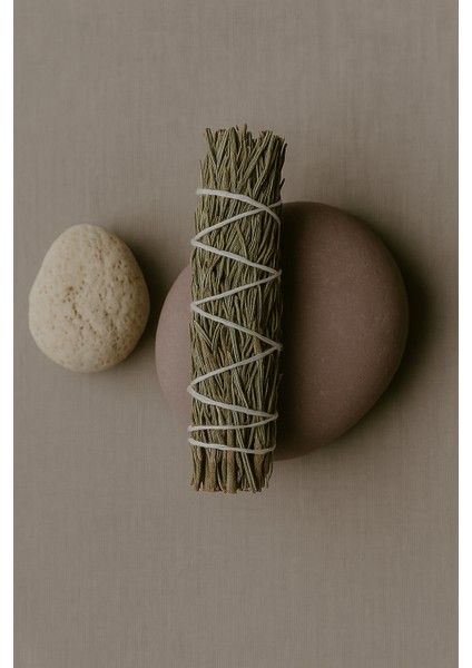 %100 Doğal Biberiye Demet Tütsü | Rosemary Smudge Stick | 15-18 cm | 18-22 gr | El Yapımı Bitkisel Tütsü