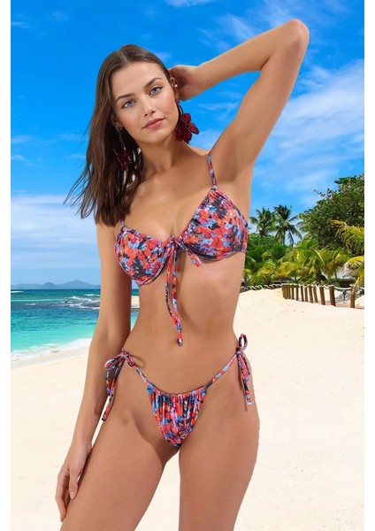 Modern Desenli Bikini Takımı Yüksek Konfor Plaj ve Havuz Için Su Sporları Premium Kalite