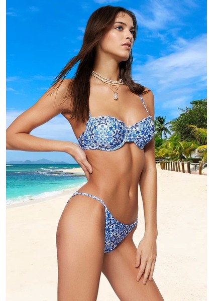 Modern Desenli Bikini Takımı Klora Dayanıklı Plaj ve Havuz Için Yüksek Konfor Premium Kalite